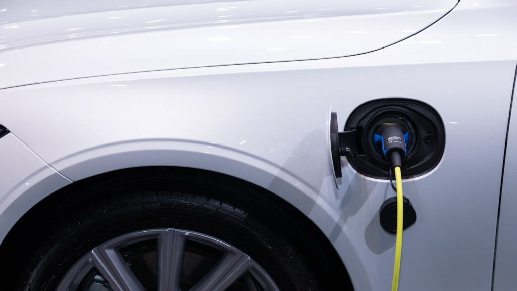 Checklist anual de mantenimiento (instalación FV + cargador de coche eléctrico)