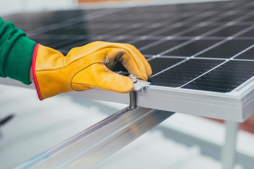 limpieza y mantenimiento de paneles solares